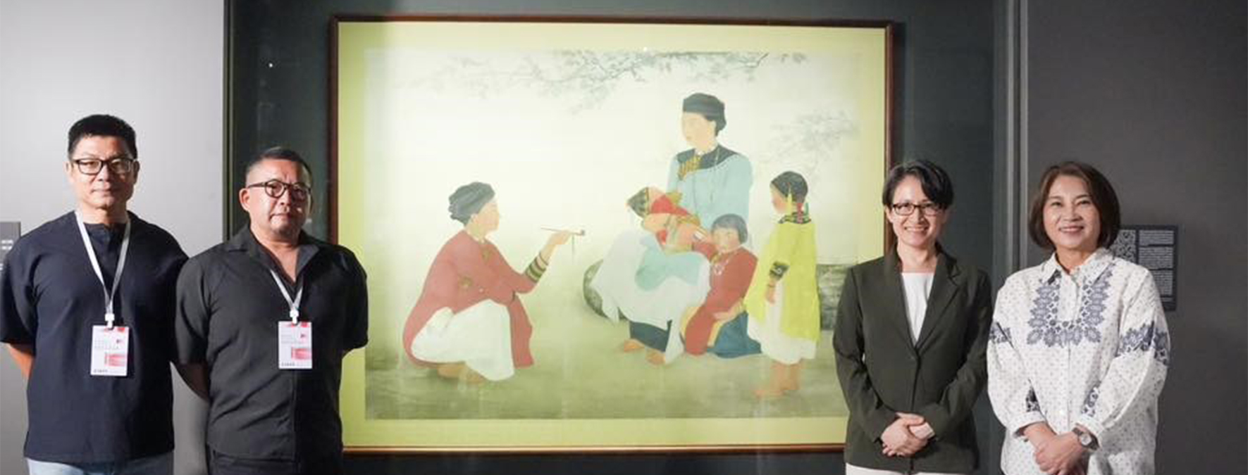 副總統層級導覽行程-「大湧崁岸」策展人黃志偉與本系教師許遠達為副總統蕭美琴與屏東縣縣長周春米導覽(圖片引用自周春米縣長臉書）